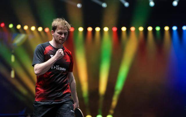 辅以网前抢 辅以网前抢